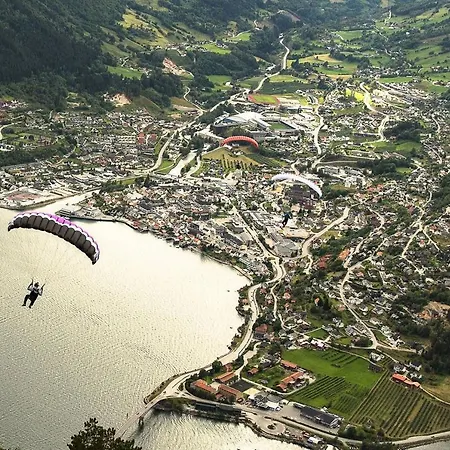 Rolfhytta - Fosskamben 19 *