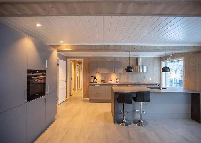 Rolfhytta - Fosskamben 19