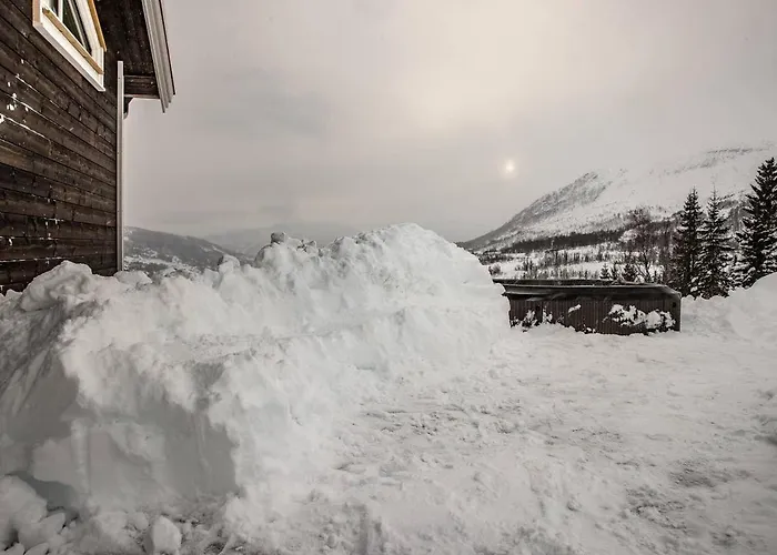 別荘 Rolfhytta - Fosskamben 19 ソンダル