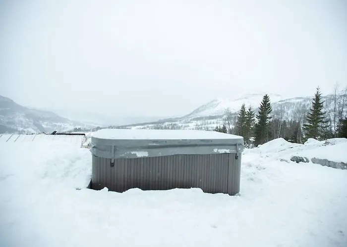 Rolfhytta - Fosskamben 19 *